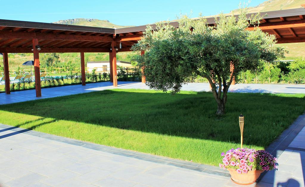 Tenuta Lanza Il Mulino Acquaviva Platani 外观 照片