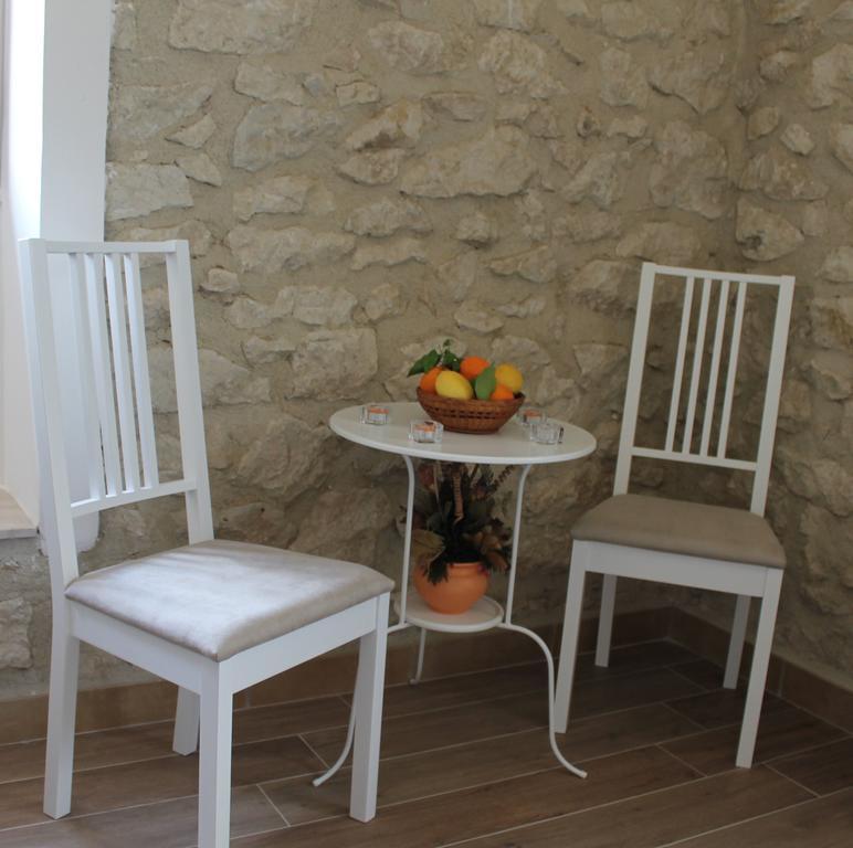 Tenuta Lanza Il Mulino Acquaviva Platani 外观 照片