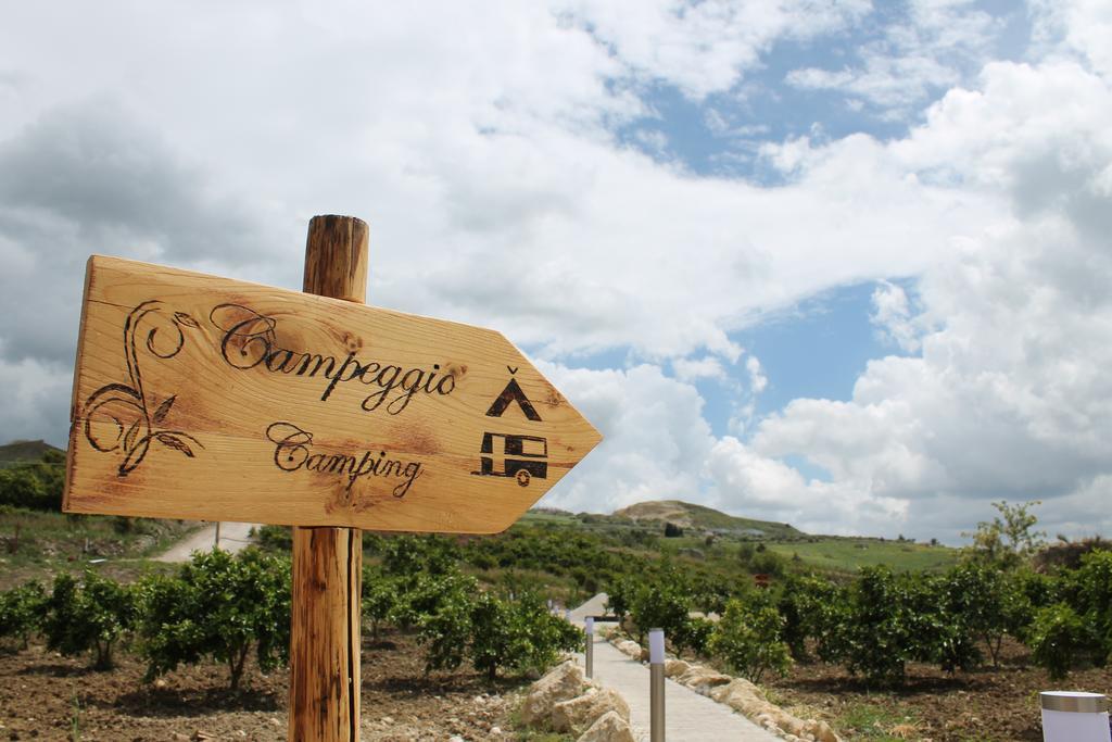 Tenuta Lanza Il Mulino Acquaviva Platani 外观 照片