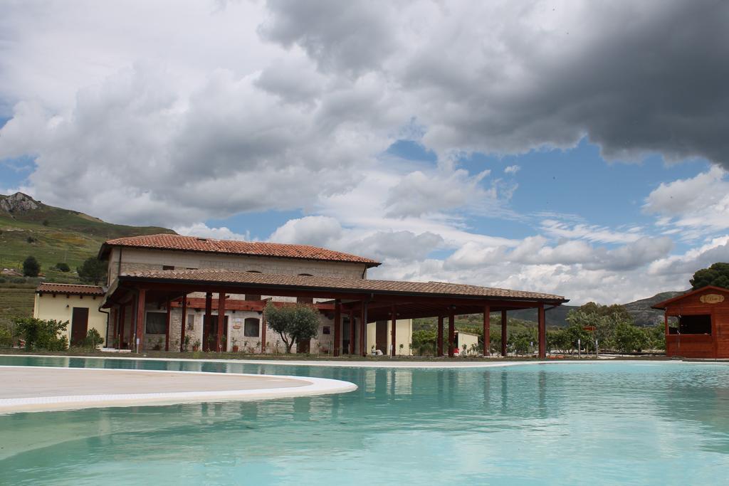 Tenuta Lanza Il Mulino Acquaviva Platani 外观 照片
