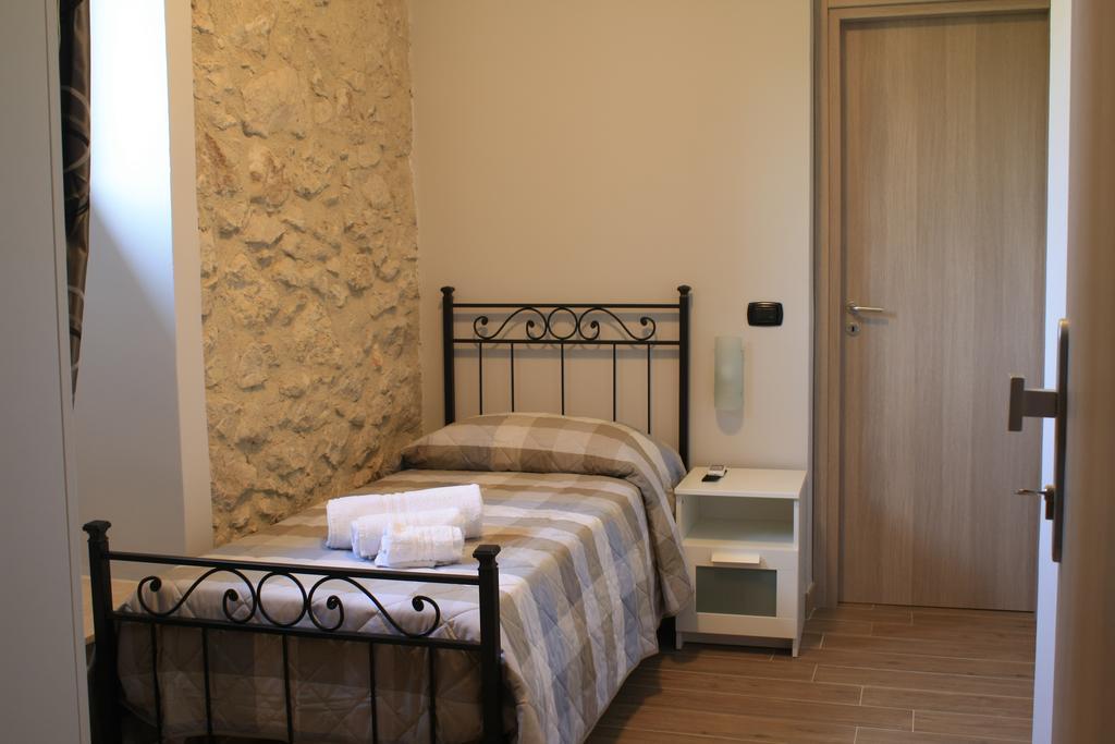 Tenuta Lanza Il Mulino Acquaviva Platani 外观 照片